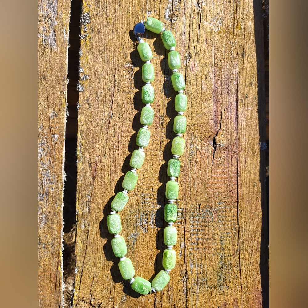 "Mottled Green Beads" Necklace